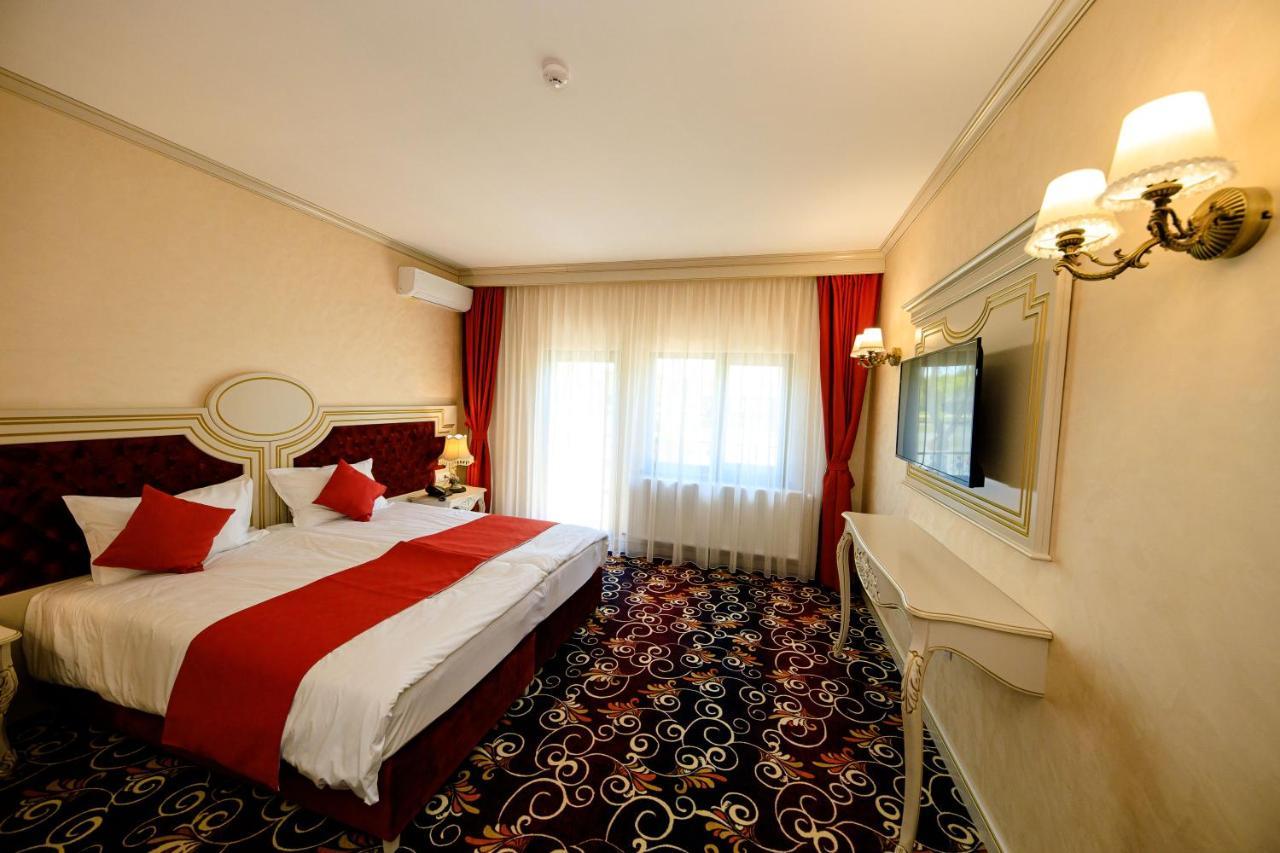 La Casa Cu Stuf Hotel Baldovinesti Ngoại thất bức ảnh